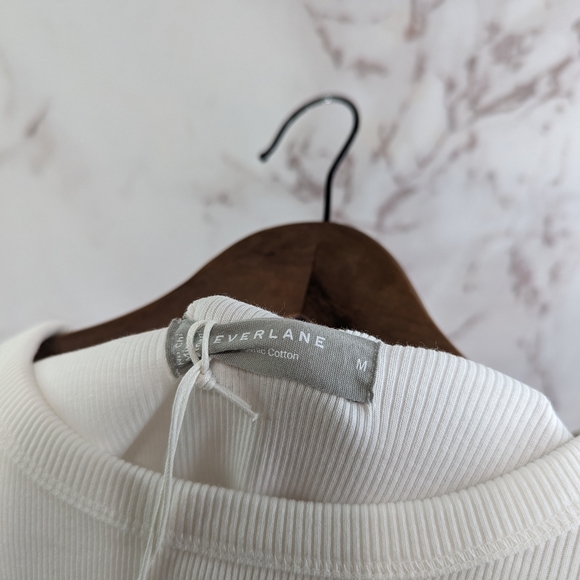 Everlane White Short Sleeve Tee - Picture 4 of 12